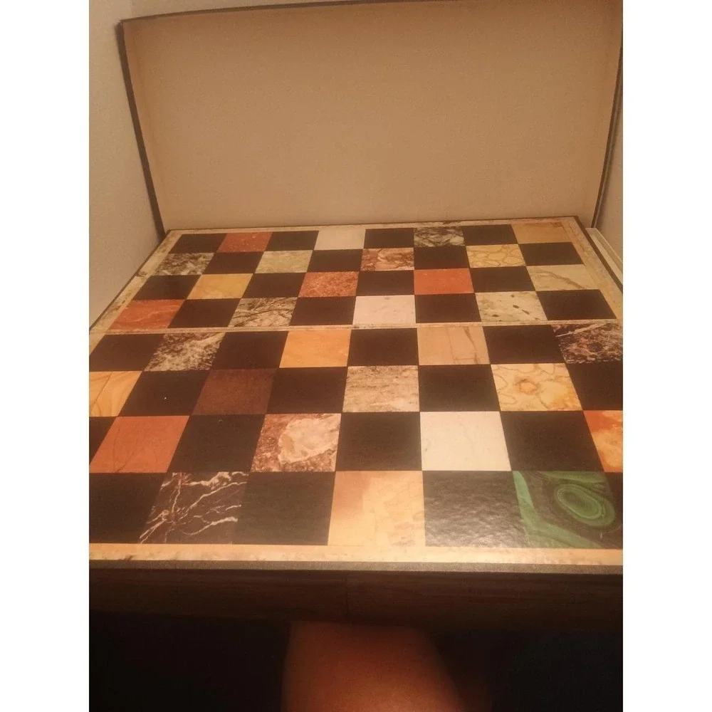 Vintage Avante Family Board Game